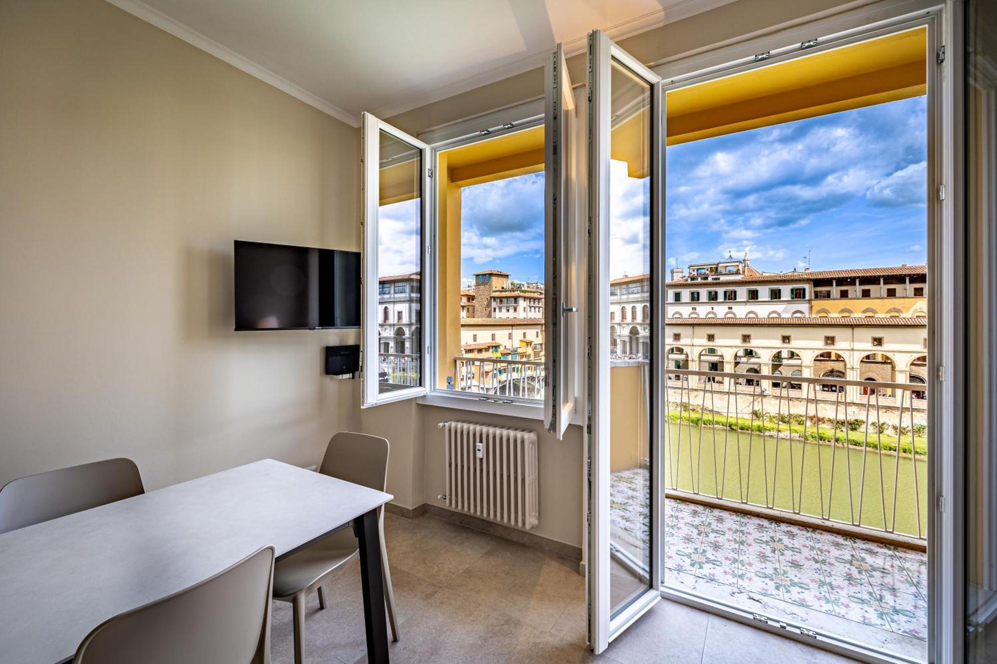 피렌체 Yd Balcony On Pontevecchio View 아파트 외부 사진