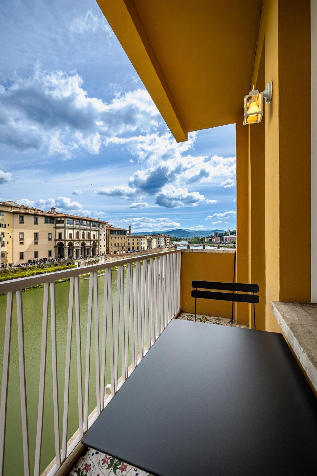 피렌체 Yd Balcony On Pontevecchio View 아파트 외부 사진